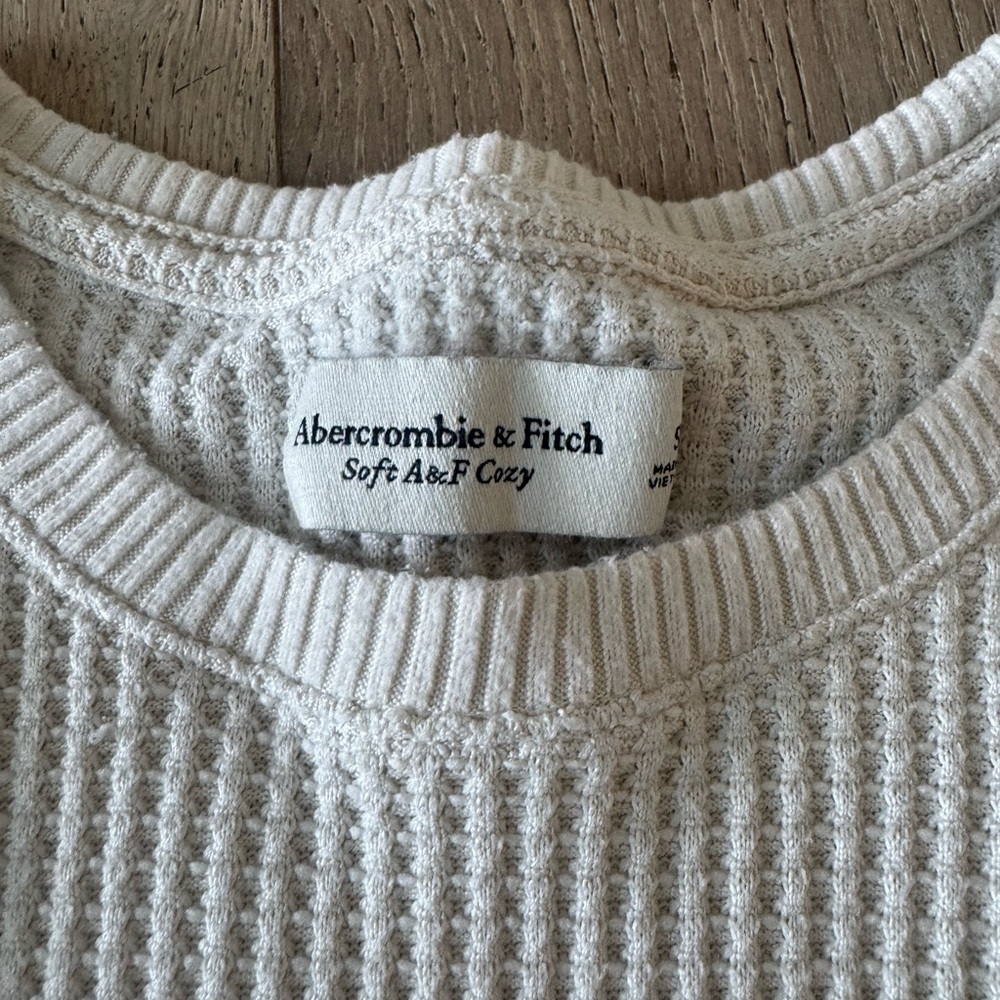 A&F Waffle Knit Top - Picture 3 of 3